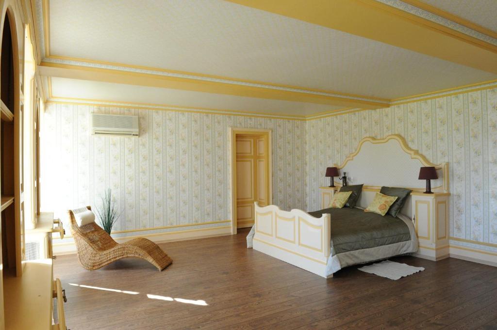 Chateau De Lacaze Lagarrigue  Δωμάτιο φωτογραφία